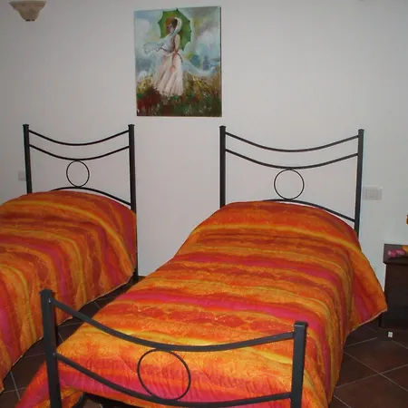 게스트하우스 Affittacamere Il Borgo 프란카빌라 마리티마