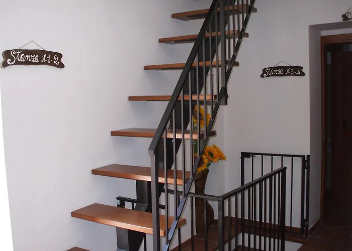 Affittacamere Il Borgo 3* 弗拉克维尔玛拉汀